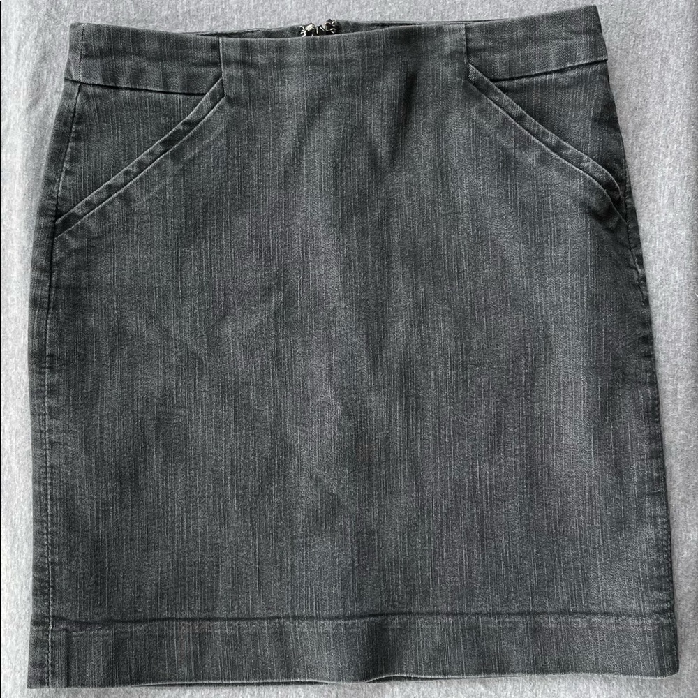 Gap Black Jean Skirt, size 0
